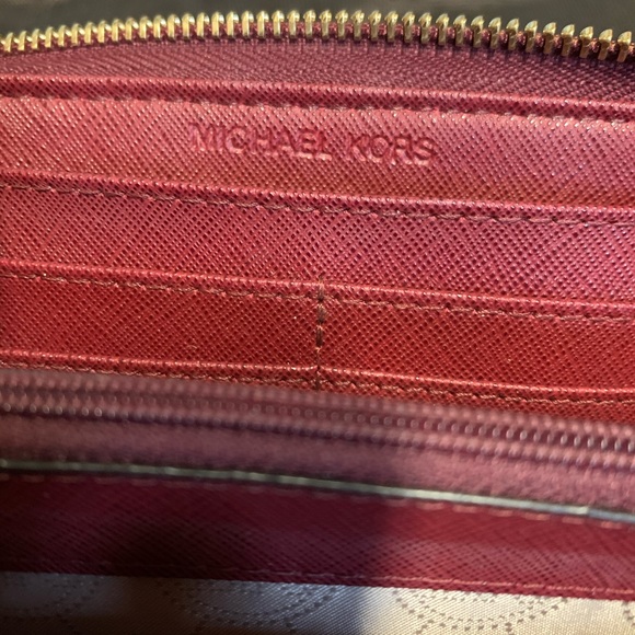 New Michael Kors leather wallet - Picture 7 of 8